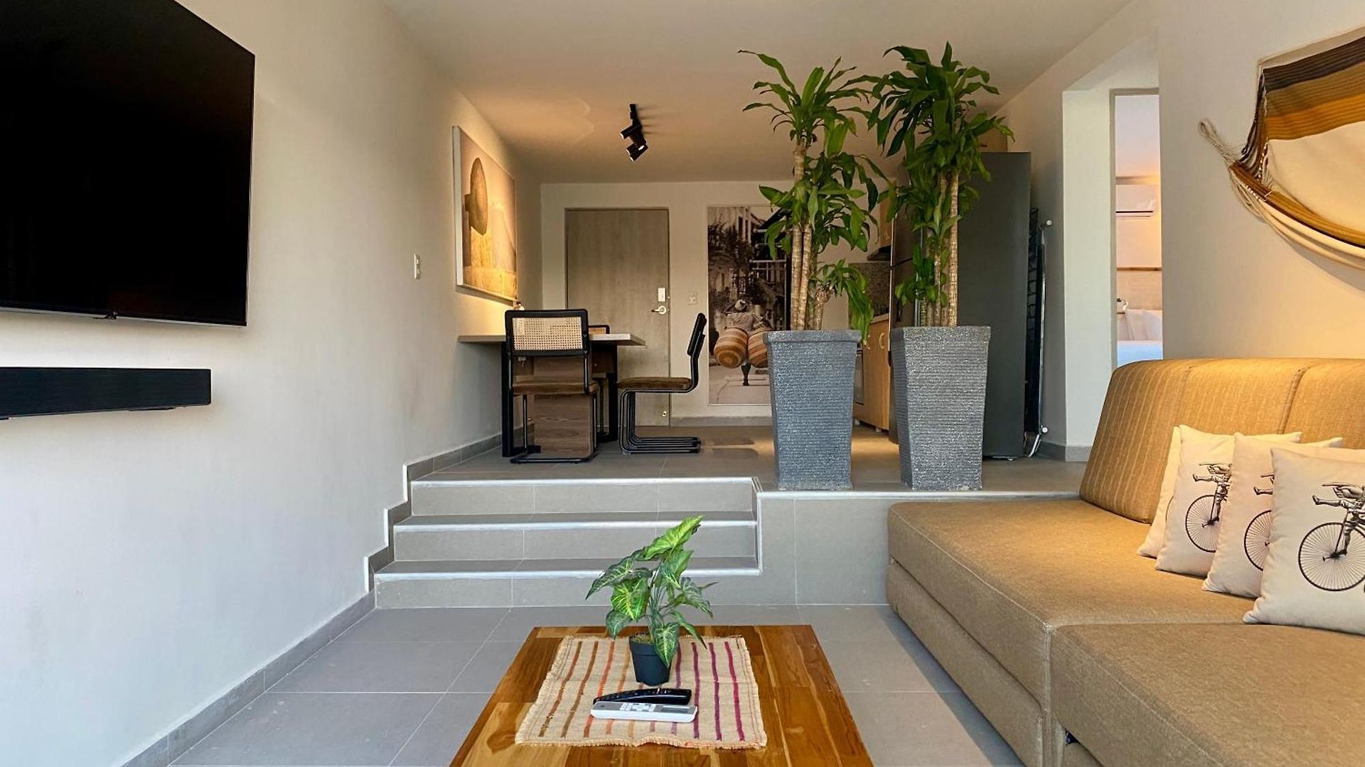 Serene Bay By Wynwood House *