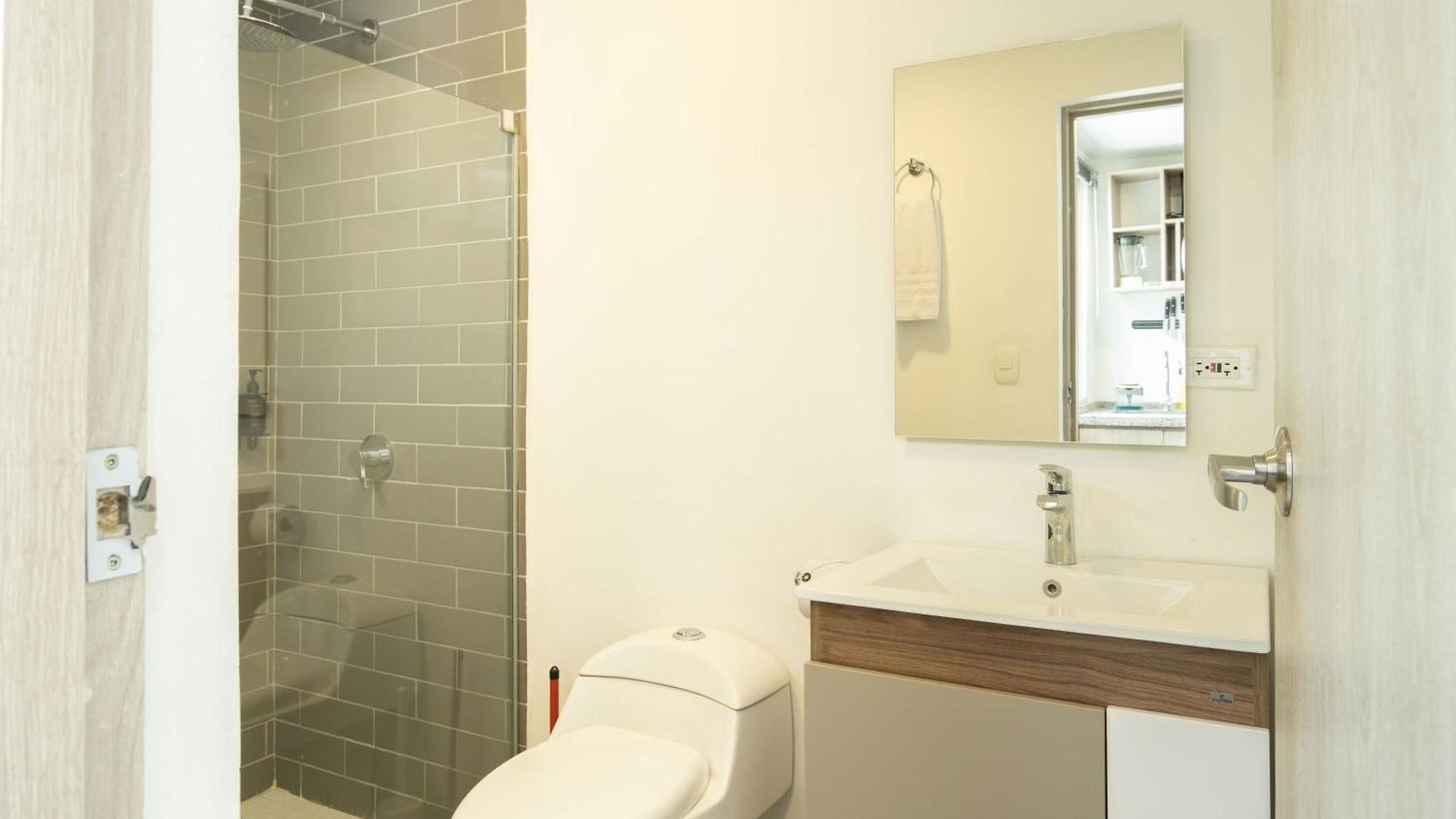 Apartment Serene Bay By Wynwood House
