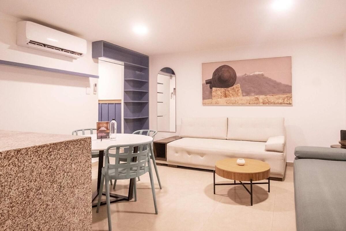 Serene Bay By Wynwood House