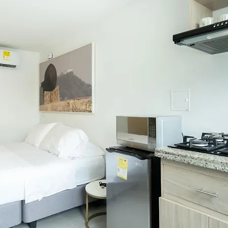 Serene Bay By Wynwood House *