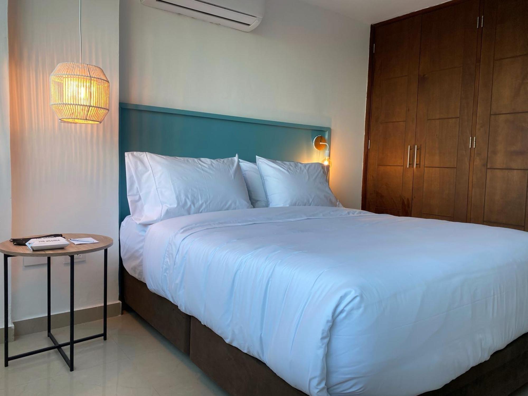 Serene Bay By Wynwood House *